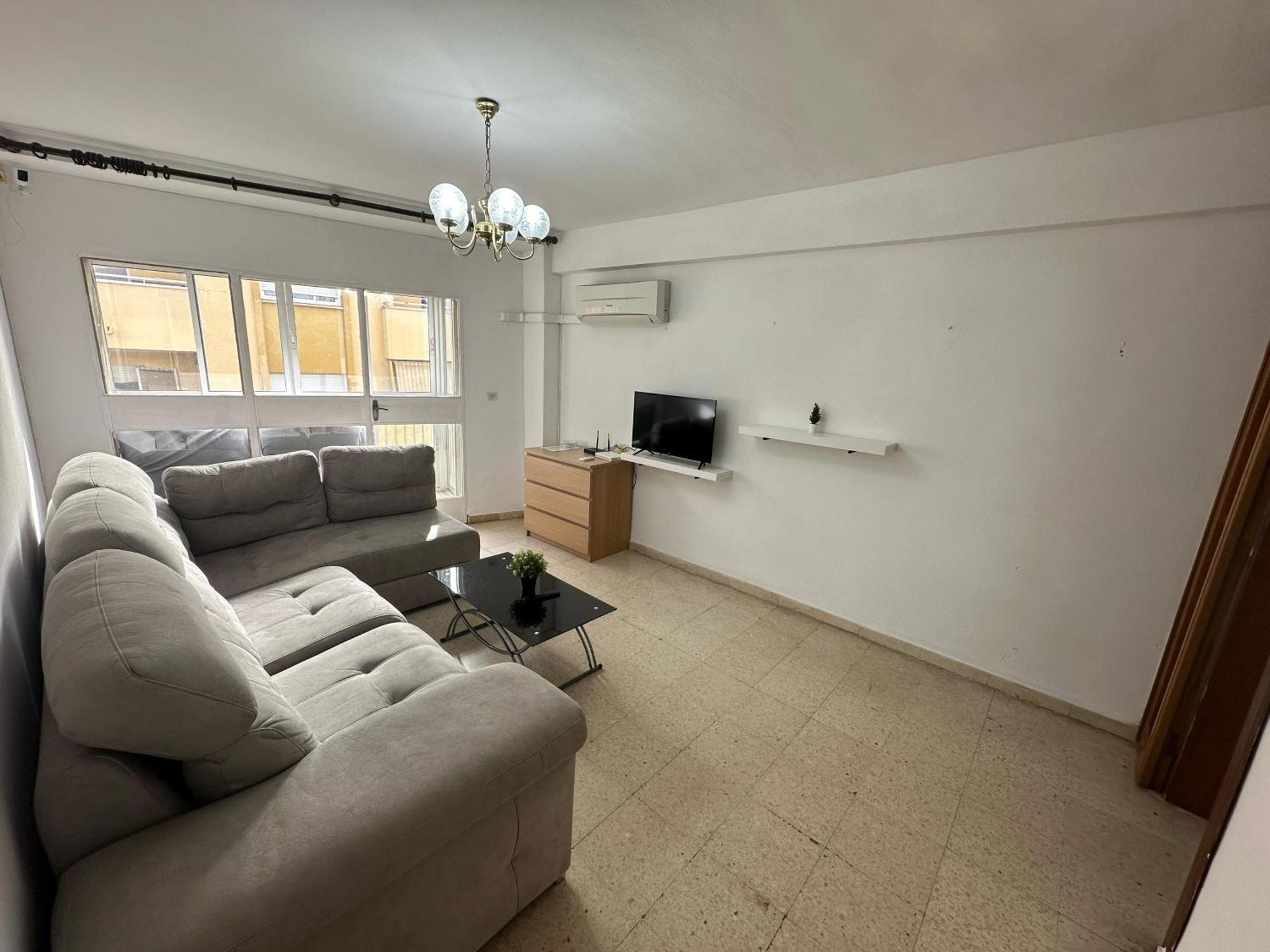 Habitacion Individual Con Terraza مالقة المظهر الخارجي الصورة