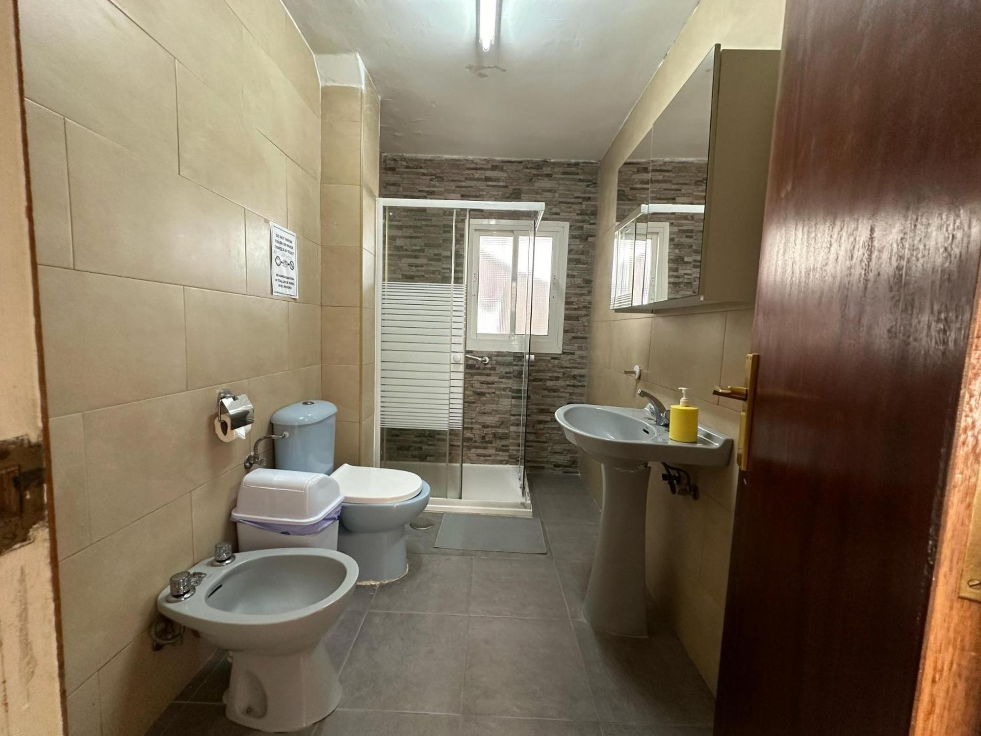 Habitacion Individual Con Terraza مالقة المظهر الخارجي الصورة