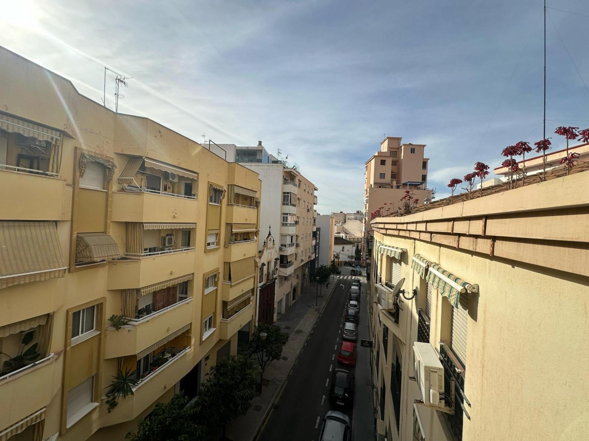 Habitacion Individual Con Terraza مالقة المظهر الخارجي الصورة
