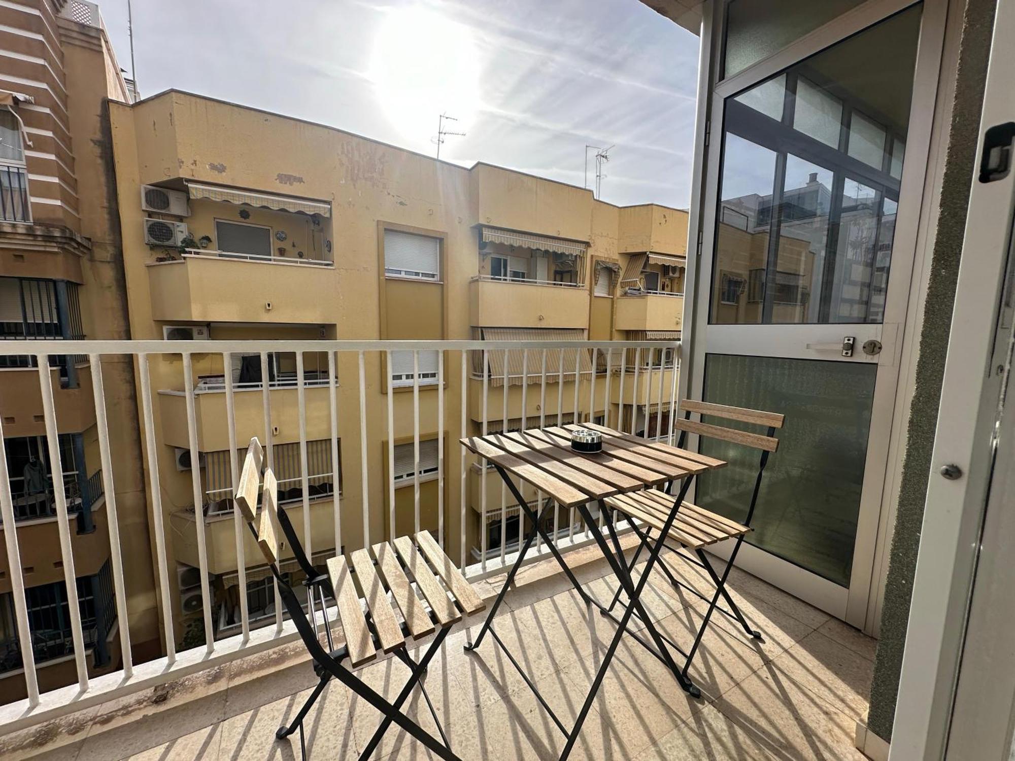 Habitacion Individual Con Terraza مالقة المظهر الخارجي الصورة